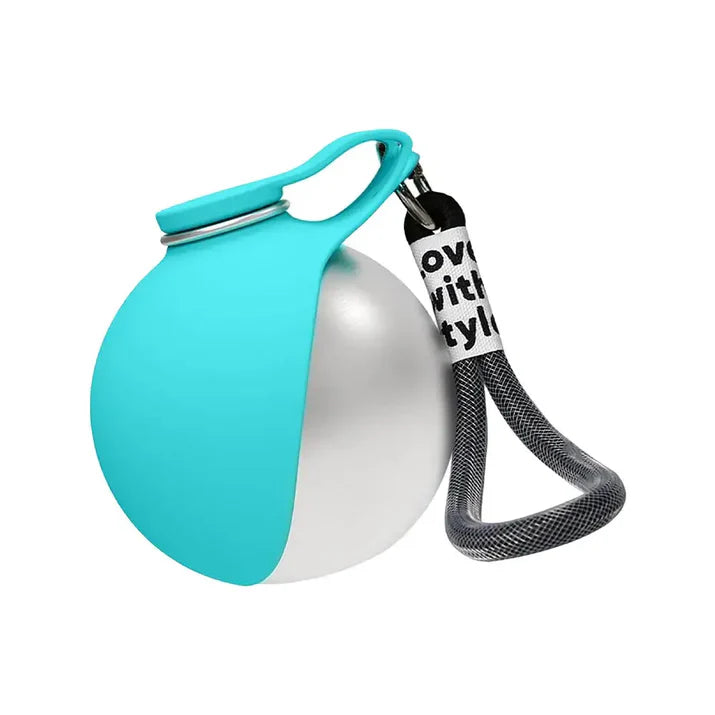 WagFlask™ - Hydratation facile pour chiens!